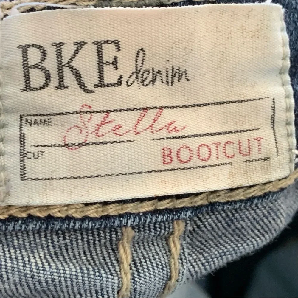 BKE Women's Blue Jeans - Picture 13 of 15
